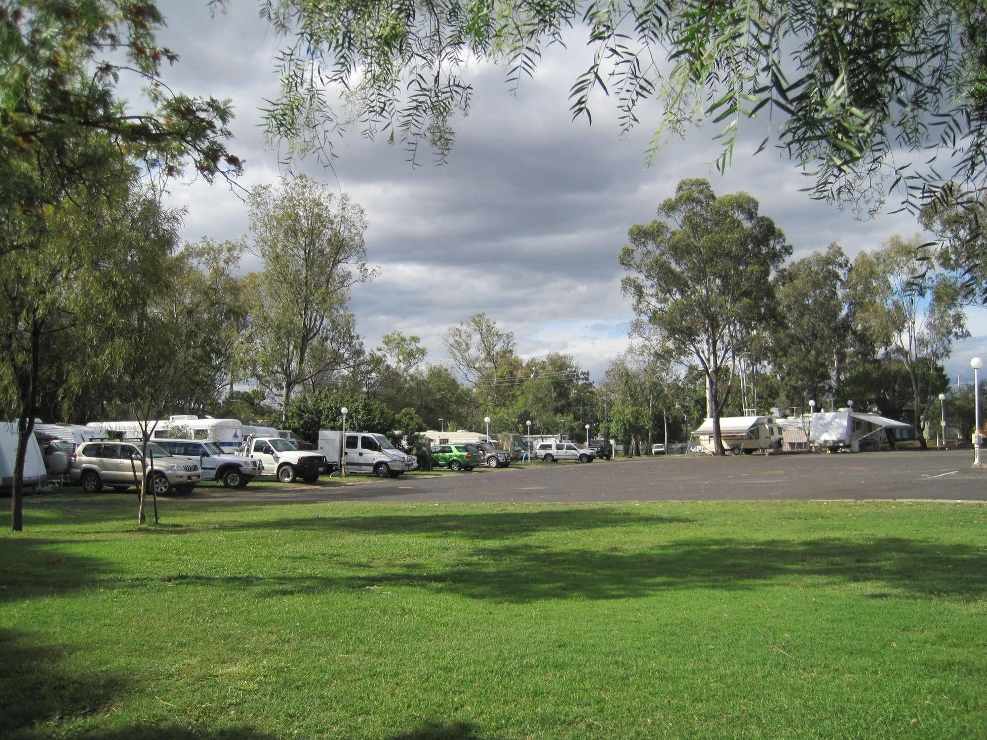 Tourist Park 3*